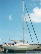 Bruce Roberts 53 steel world cruiser