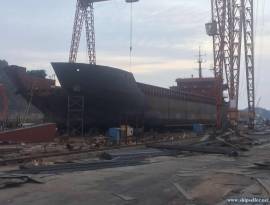 [CHN] N/B 3000DWT /130TEU  LCT FO SALE