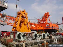 clamshell grab dredger for sale skk clamshell grab dredger japan clams