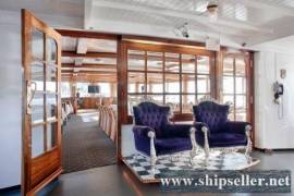 Dinner Cruise 600 PAX Steam Ship Classic Fully in Class & Operated dai