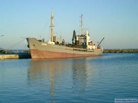 DREDGER FOR SALE