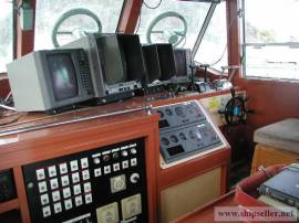 Pleasure fishing vessel