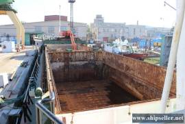 Sea freight cargo ship