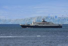 Sell Cruise ship blt 1976 LOA 100.02 Deadweight (tonn): 1465
