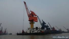 sell grab floating crane floating grab crane barge for coal,sand,bulk 