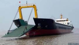 sell used lct deck barge landing craft barge for coal sand stone bauxi