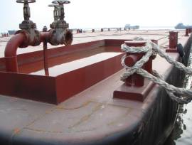 small oil tanker barge 200ft