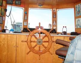 Supply vessel with volvo penta