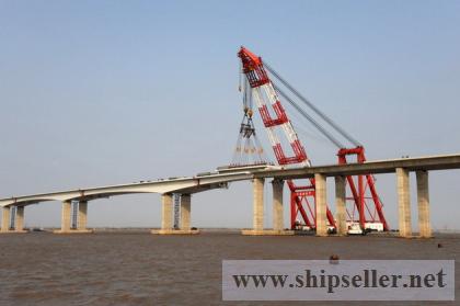Floating Crane hire charter crane barge rent